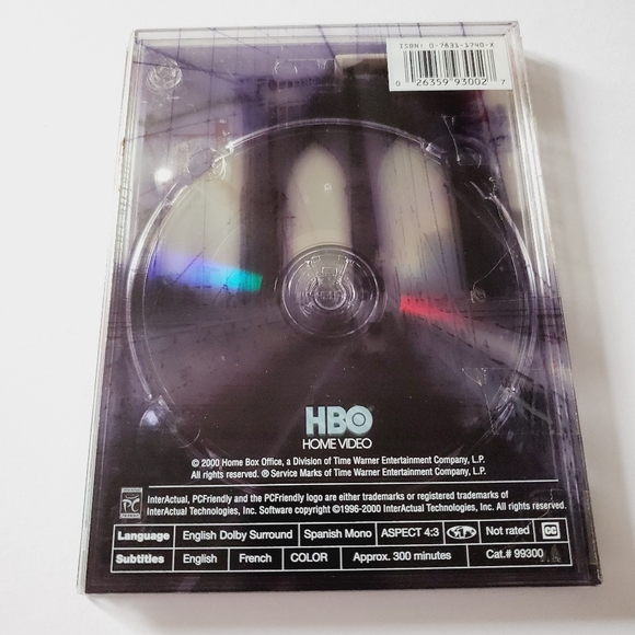 Sex And The City: Season One (2 Discs) DVD - Picture 2 of 3